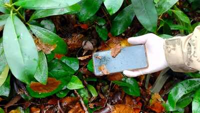 Anne ve oğlunun sır dolu ölümünde kayıp cep telefonu bulundu!