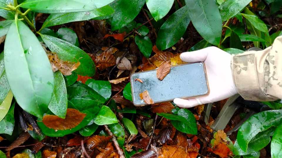 Anne ve oğlunun sır dolu ölümünde kayıp cep telefonu bulundu!