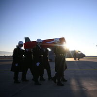 Türkiye şehitlerine ağlıyor... Kahramanlara veda...