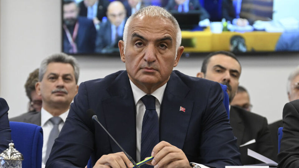 "Bakanlığın bir oteli açma ve kapatma yetkisi yok"