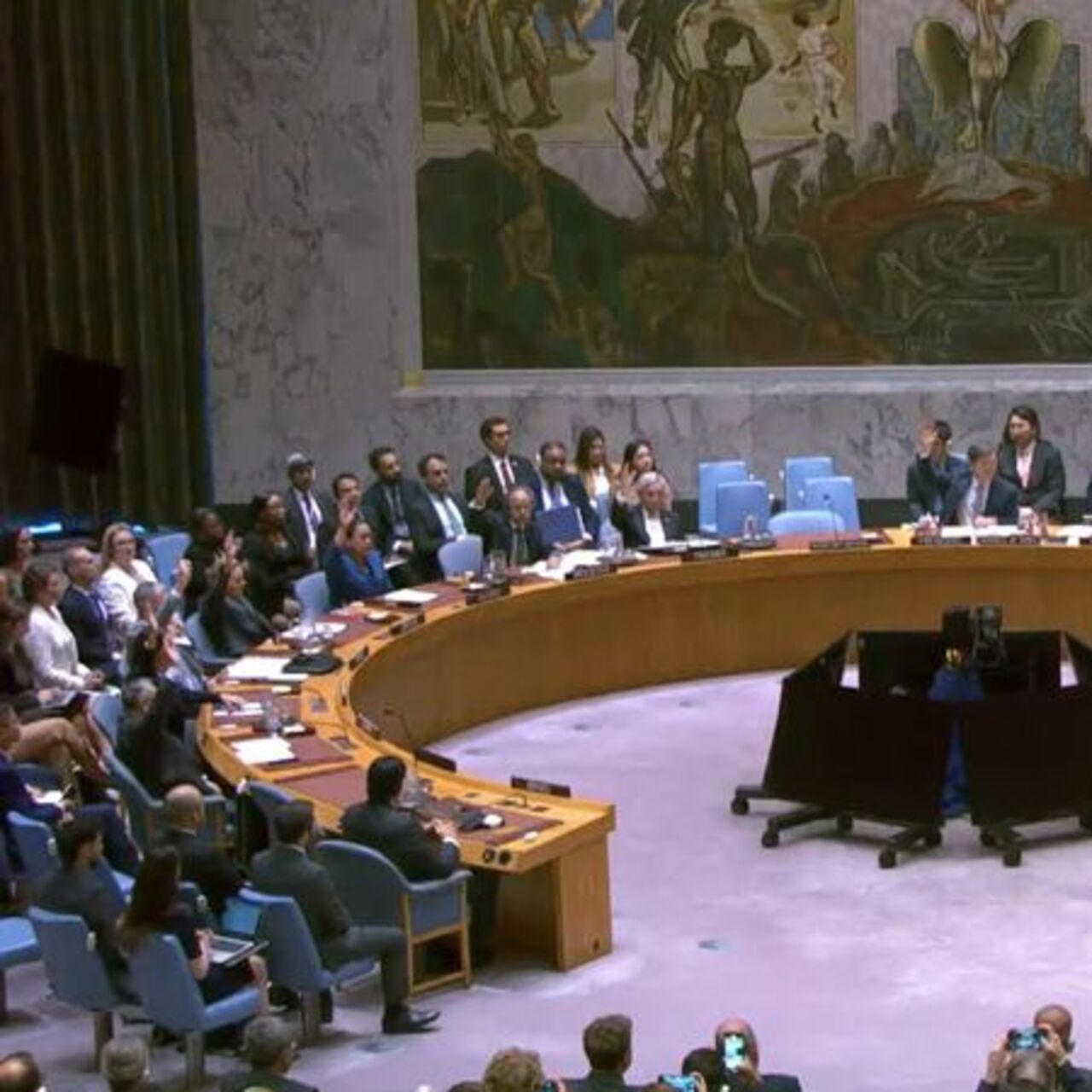 BMGK Yemen'e yaptırımları 1 yıl uzattı