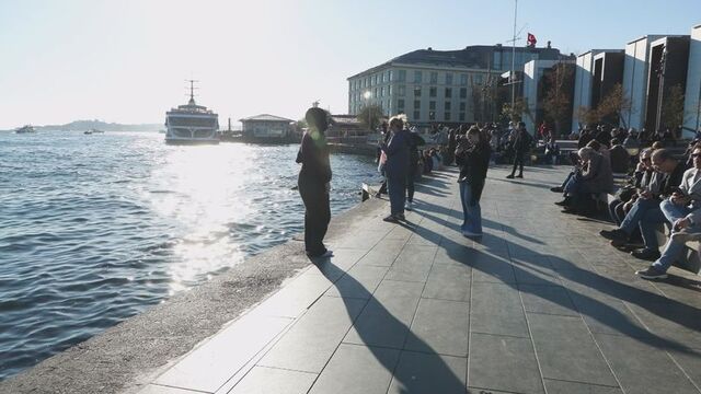 İstanbul'da sahile akın