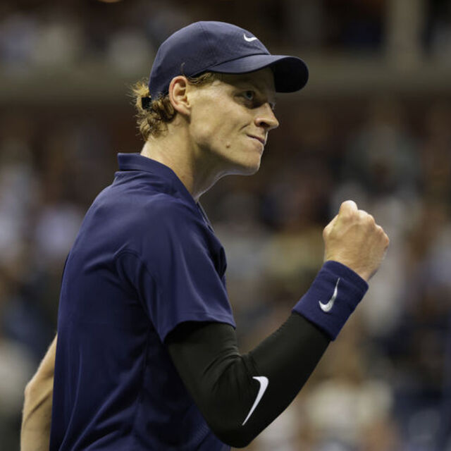 Jannik Sinner, adını finale yazdırdı!