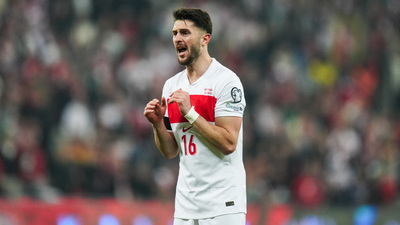 İspanya maçında cezalı!