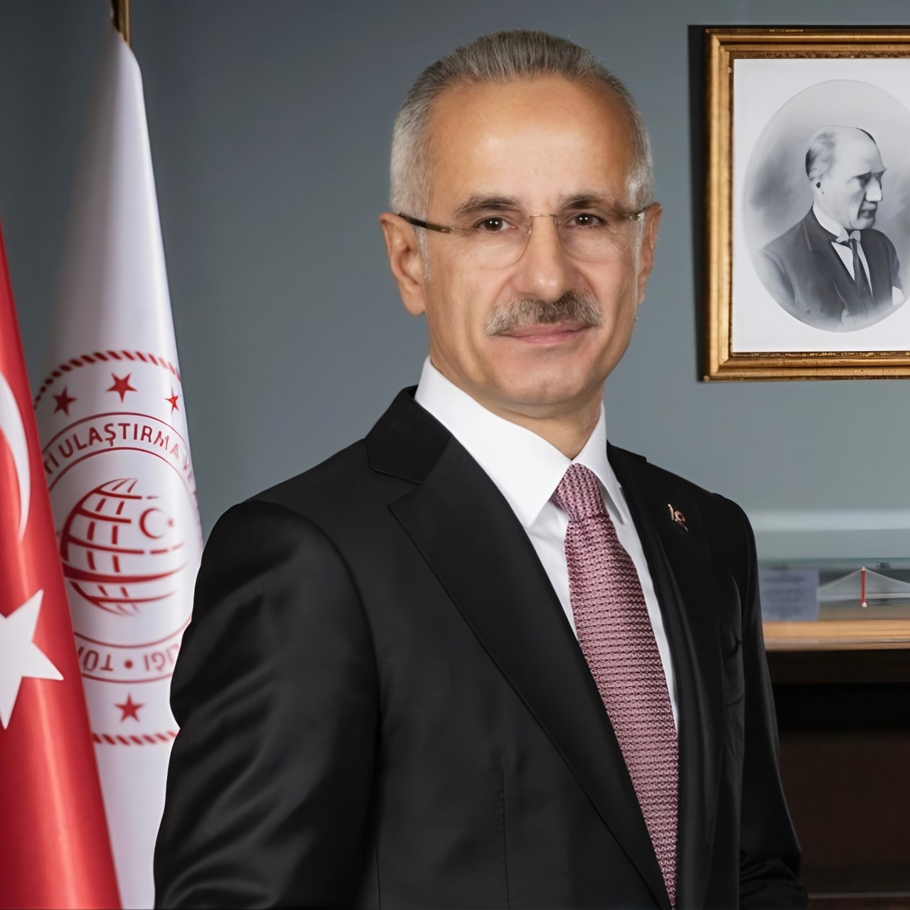 F-16 Avantajıyla Demiryolu Tünellerine Sığan Uçaklar - İş-Yaşam Haberleri ve Daha Fazlası!