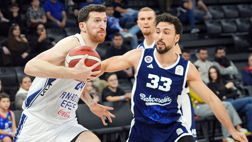 Bahçeşehir Koleji, A. Efes'i devirdi