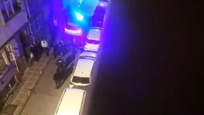 Tüfekle etrafı taradı: 1'i polis 4 yaralı