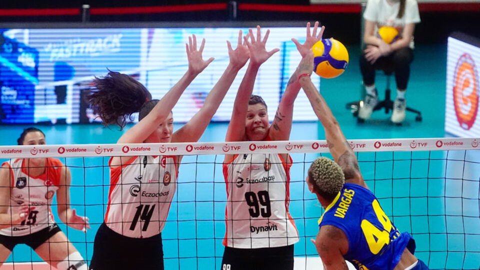 Derbide zafer Fenerbahçe Medicana'nın!