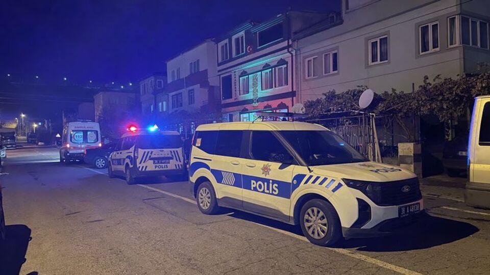 Evinin banyosunda ölü bulundu