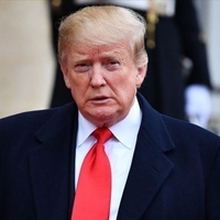 Trump, ABD'nin Venezuela ile bazı görüşmeler içinde olduğunu ima etti