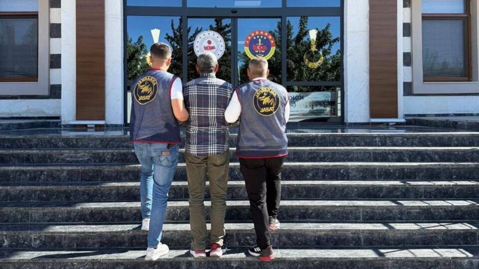 27 ilde FETÖ operasyonu! 71 gözaltı var!