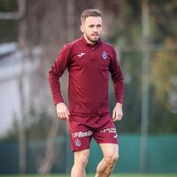 Visca, genç oyunculara rehberlik ediyor!