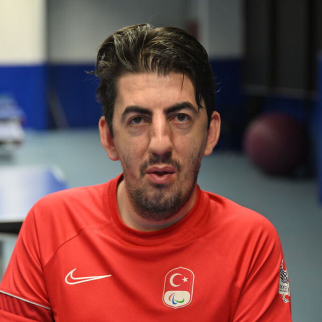 "Üç kategoride de madalya hedefim var"