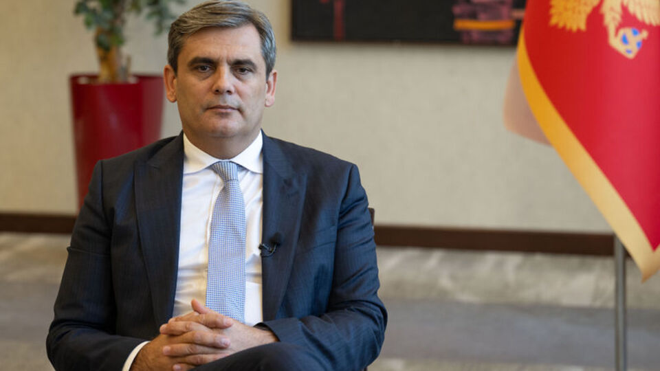 Karadağ'dan Türkiye'yle vizesiz seyahat açıklaması