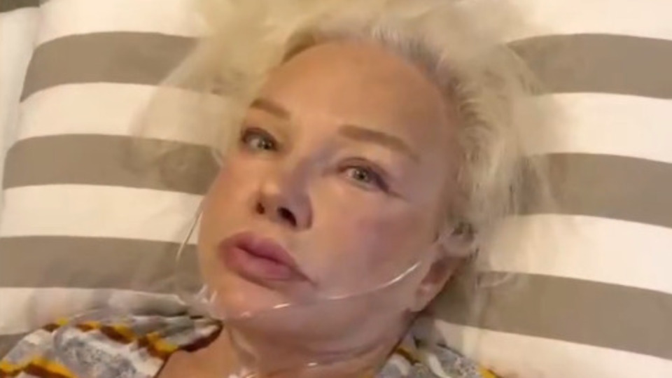 Ambulans uçak talep etti