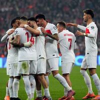 İşte Montella'nın İspanya 11'i