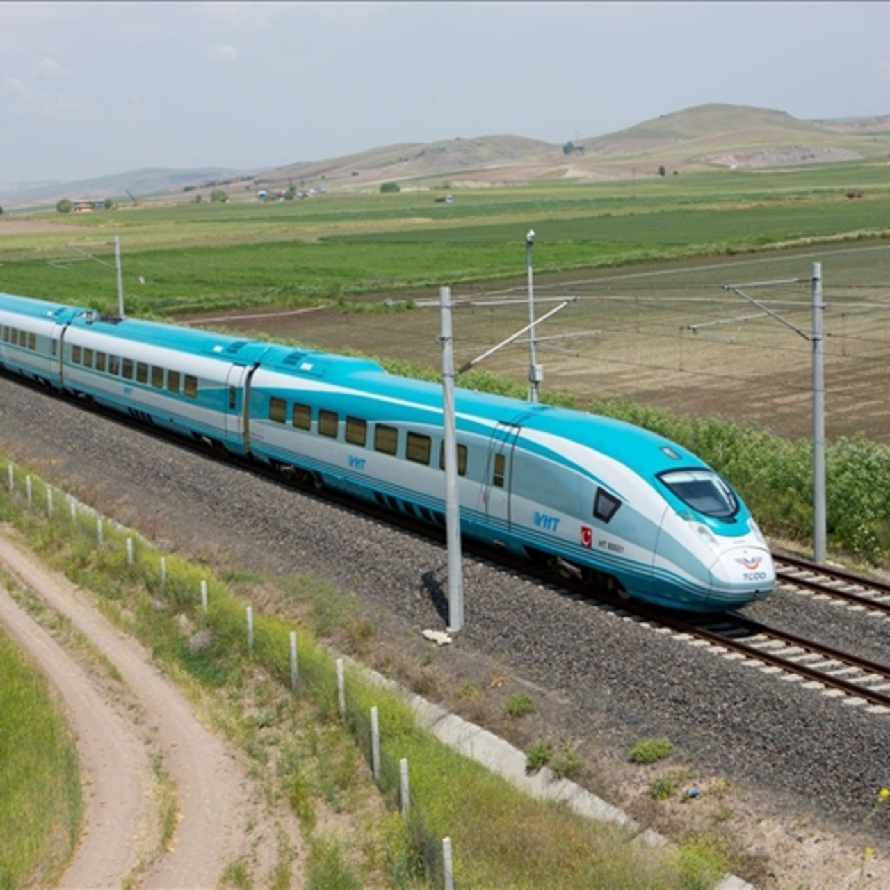 Öğretmenlere indirimli tren bileti!