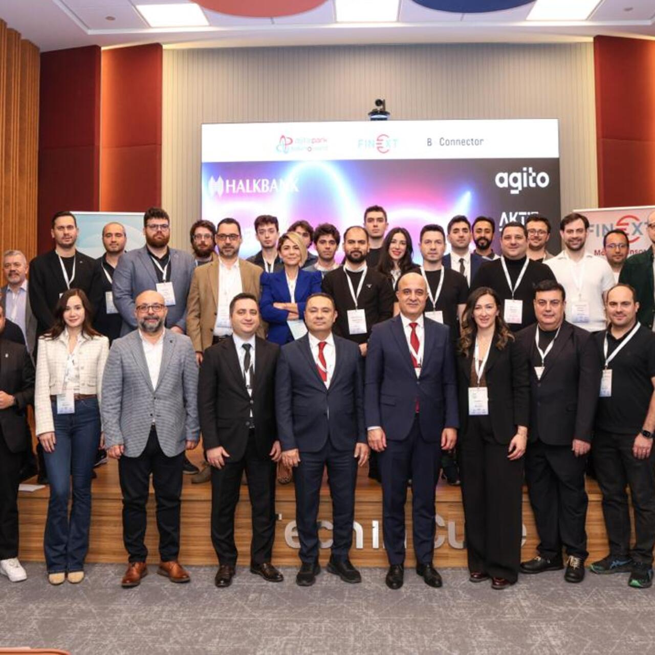 Dijitalpark Teknokent’in fintek hızlandırma programı ‘FİNEXT 2025’ başladı