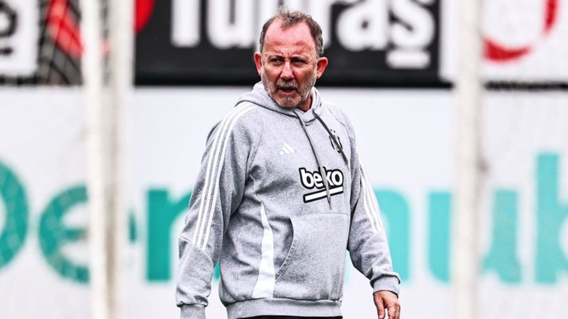 Beşiktaş Teknik Direktörü Sergen Yalçın Sağlık Durumunu Açıkladı