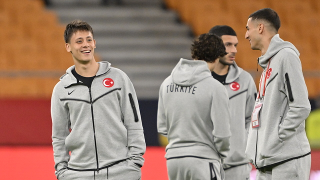 Türk taraftarlar, millileri yalnız bırakmadı