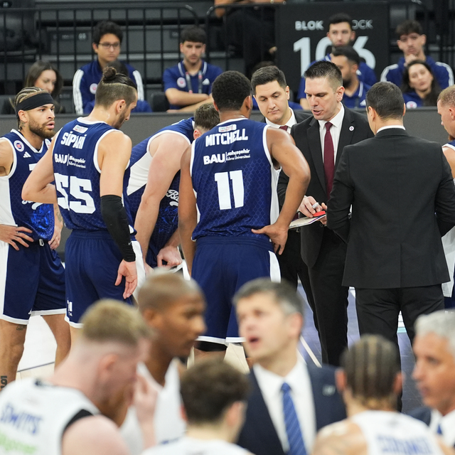 Bahçeşehir Koleji, Polonya'da kayıp!