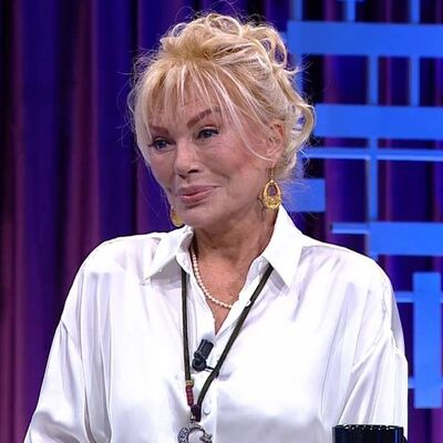 "Peruk kullanmaya başladım"