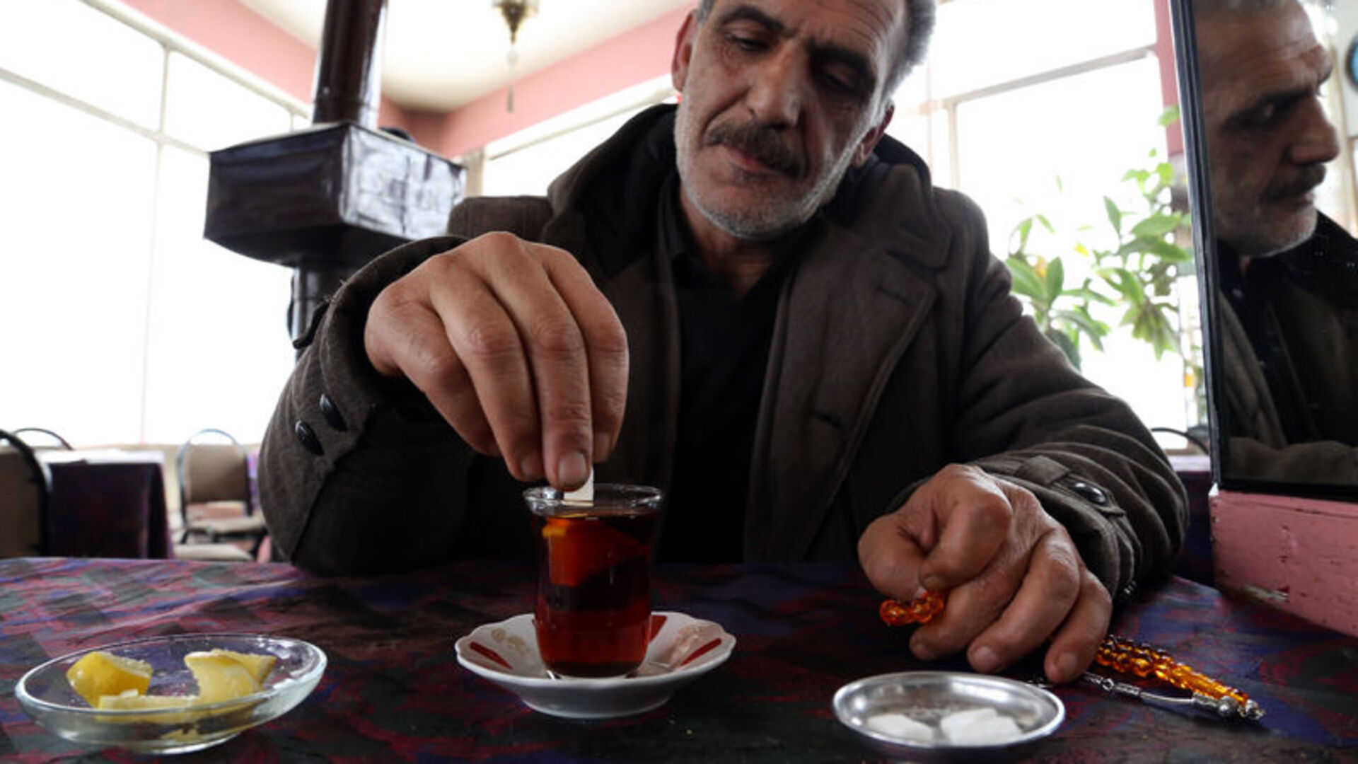 Çay Yanında Limona 10 TL İsteyen İşletmeye 38 Bin TL Ceza