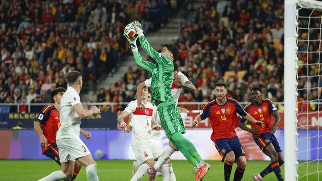 "Biz Türkiye'yiz, sonuna kadar mücadele ederiz"