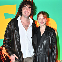 "Bizimkisi mahalle aşkı"