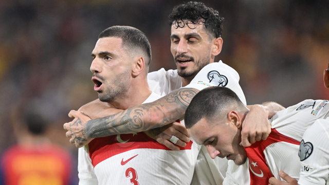 "Karizmayı çizdiler!"