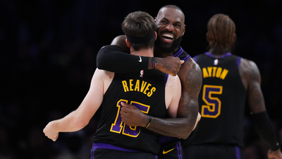 LeBron rekor kırdı, Lakers kazandı!