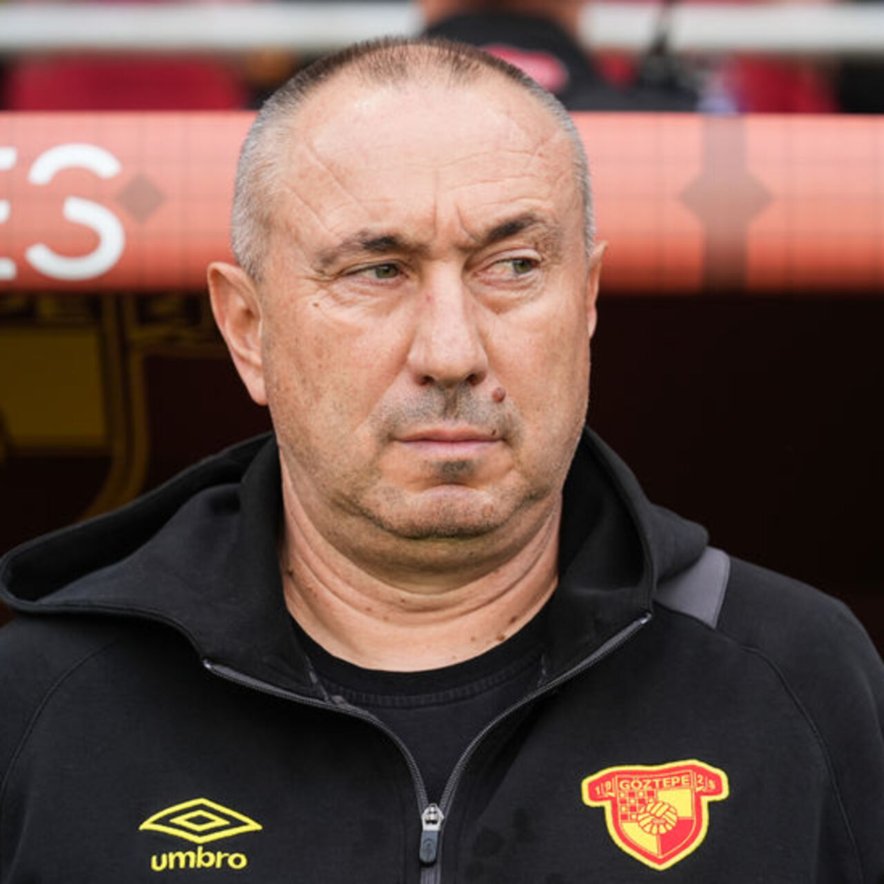 Göztepe'de savunmada değişiklik!