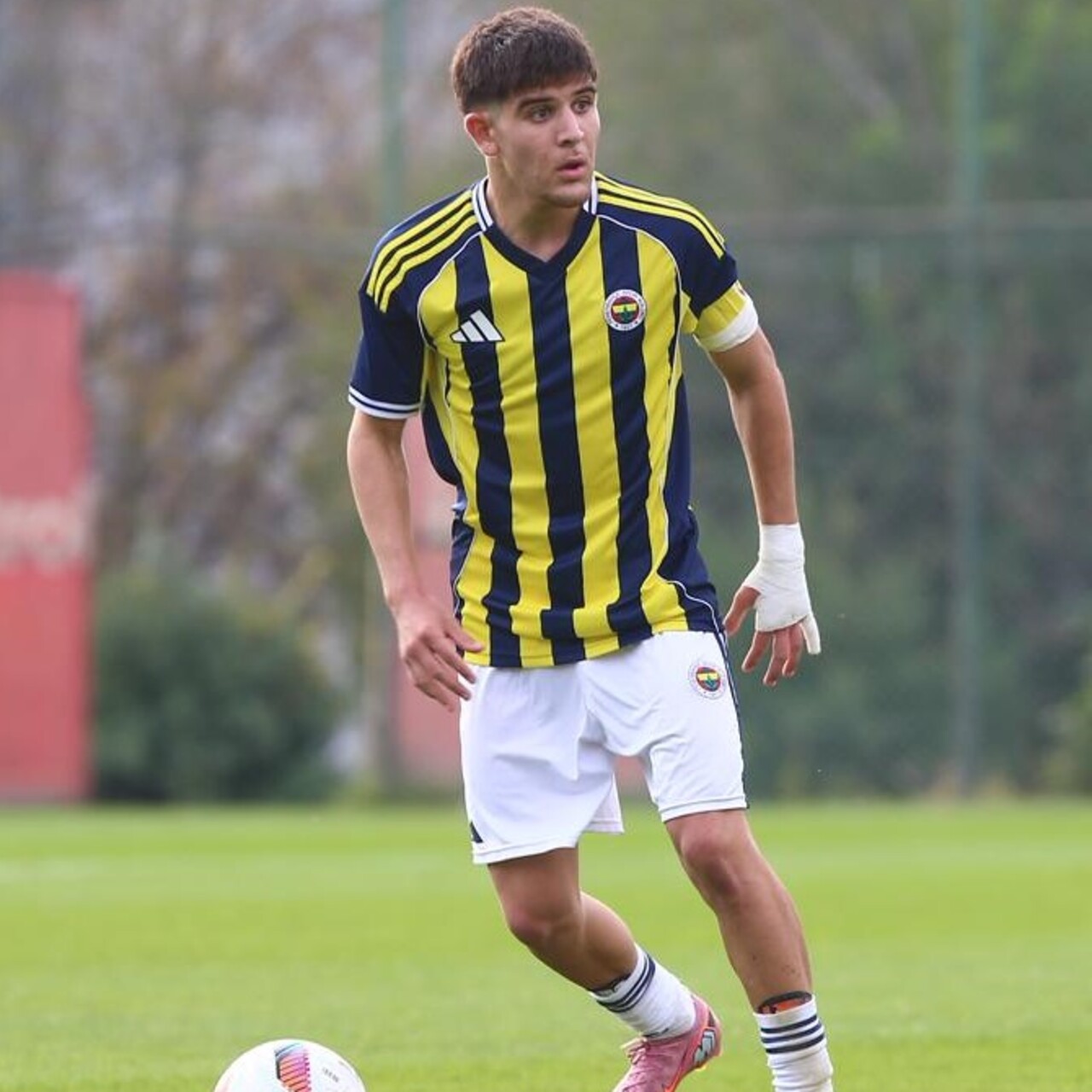 Fenerbahçe’nin yeni yıldız adayı: Yağız Fikri Şen!