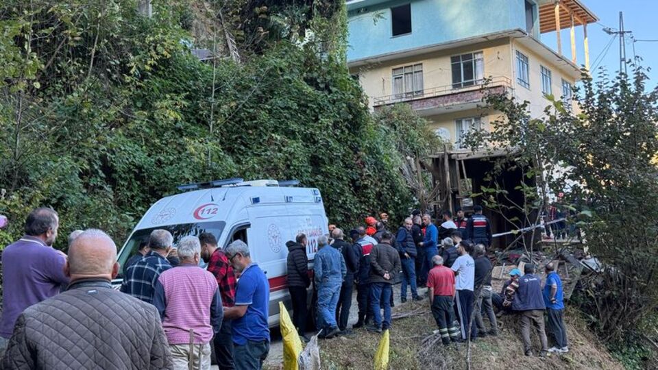 Arı kovanı uğruna 2 can gitti!