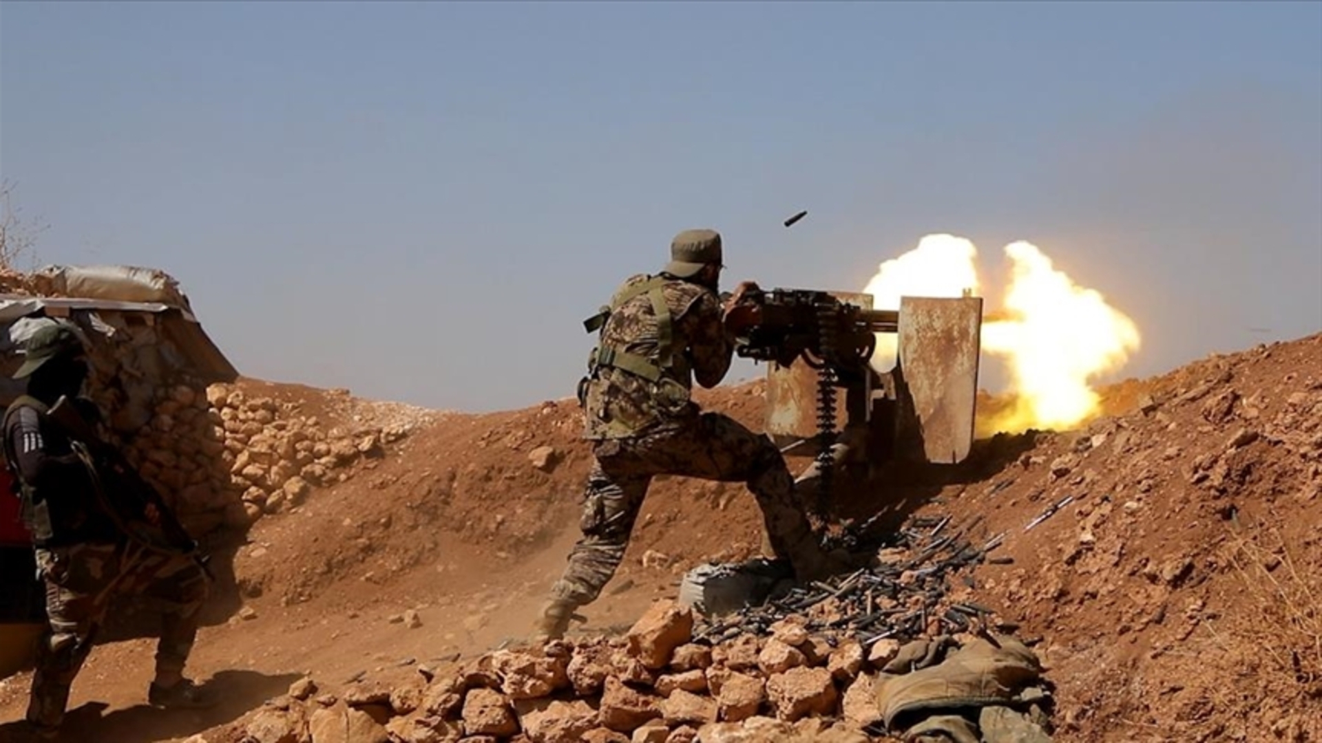 Suriye Ordusu ile PKK/YPG Arasında Rakka'da Şiddetli Çatışma