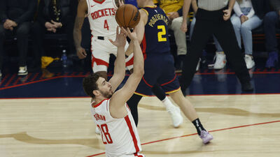 Alperen'in 28 sayısı Houston'ı galibiyete taşıdı