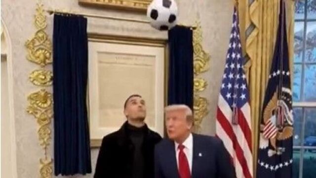 Trump'tan Ronaldo ile futbol paylaşımı
