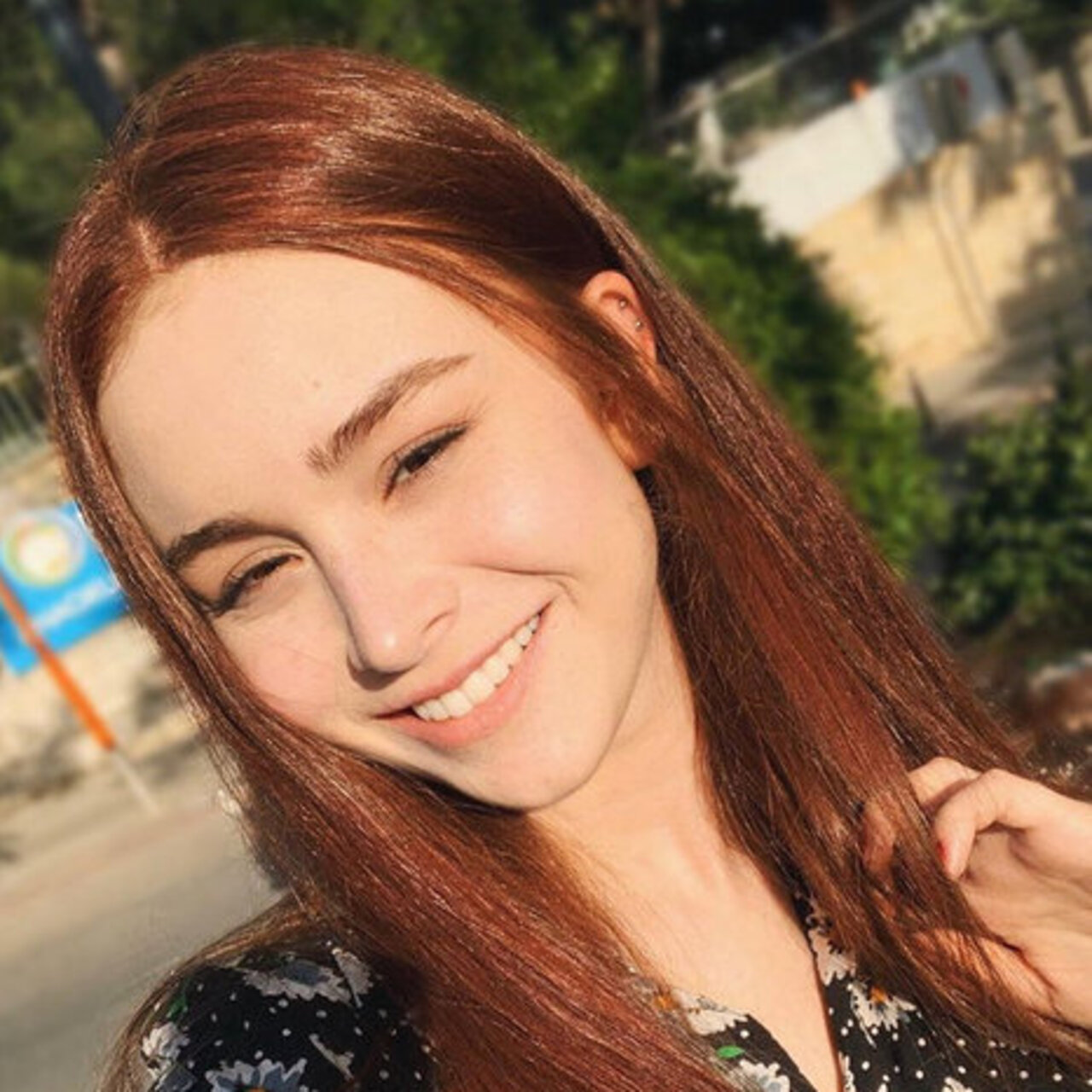Asena Keskinci kimdir?