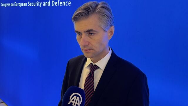 "AB, Türkiye'yle savunma işbirliğini güçlendirmeli"