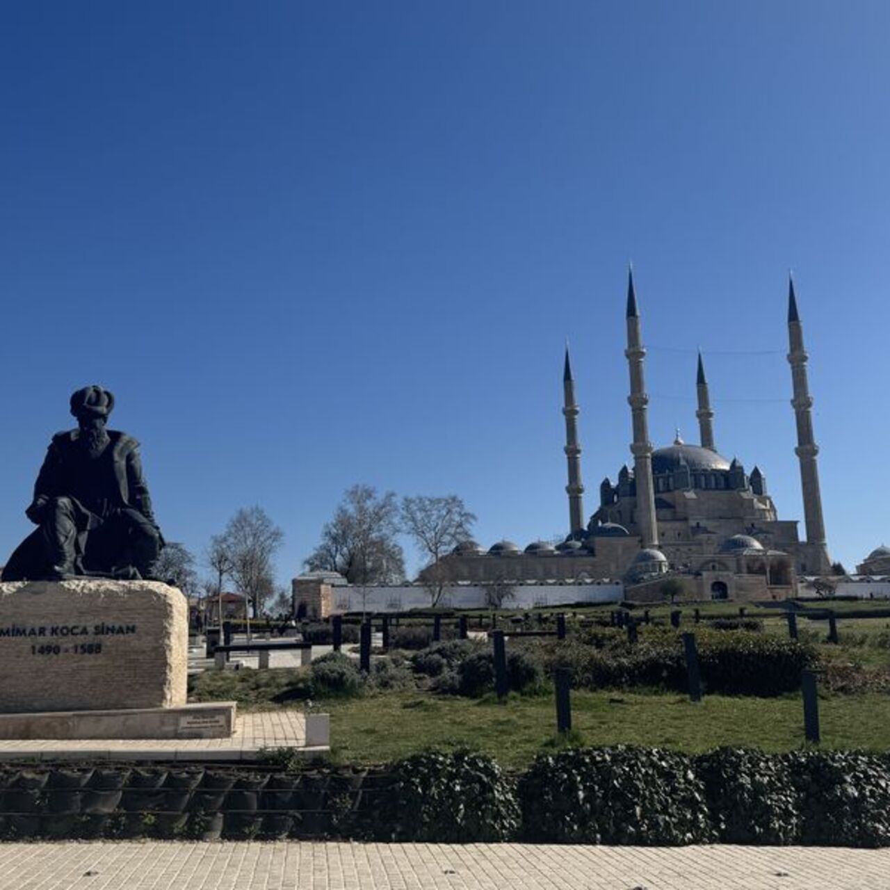 Selimiye'de durdurma kararı