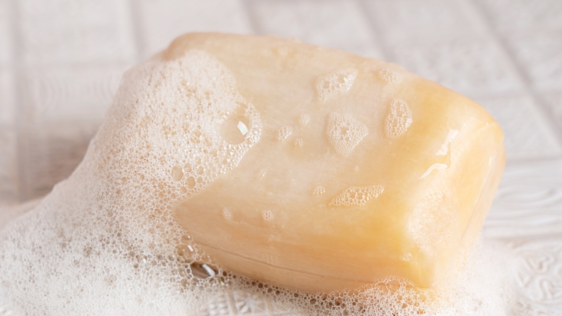 Yıkanmak "ölümcül" görülüyordu! Orta Çağ’da sabun kullanmak neden ayıptı?