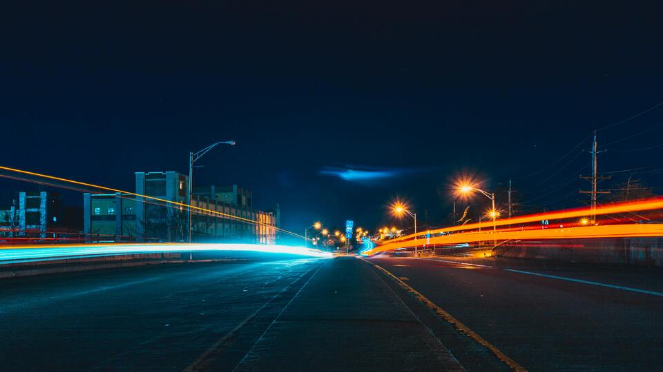 Nice - Paris kaç kilometre?