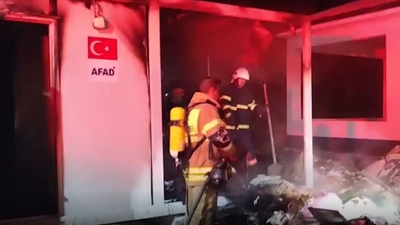 Konteynerde kahreden yangın! Yaşlı kadın öldü