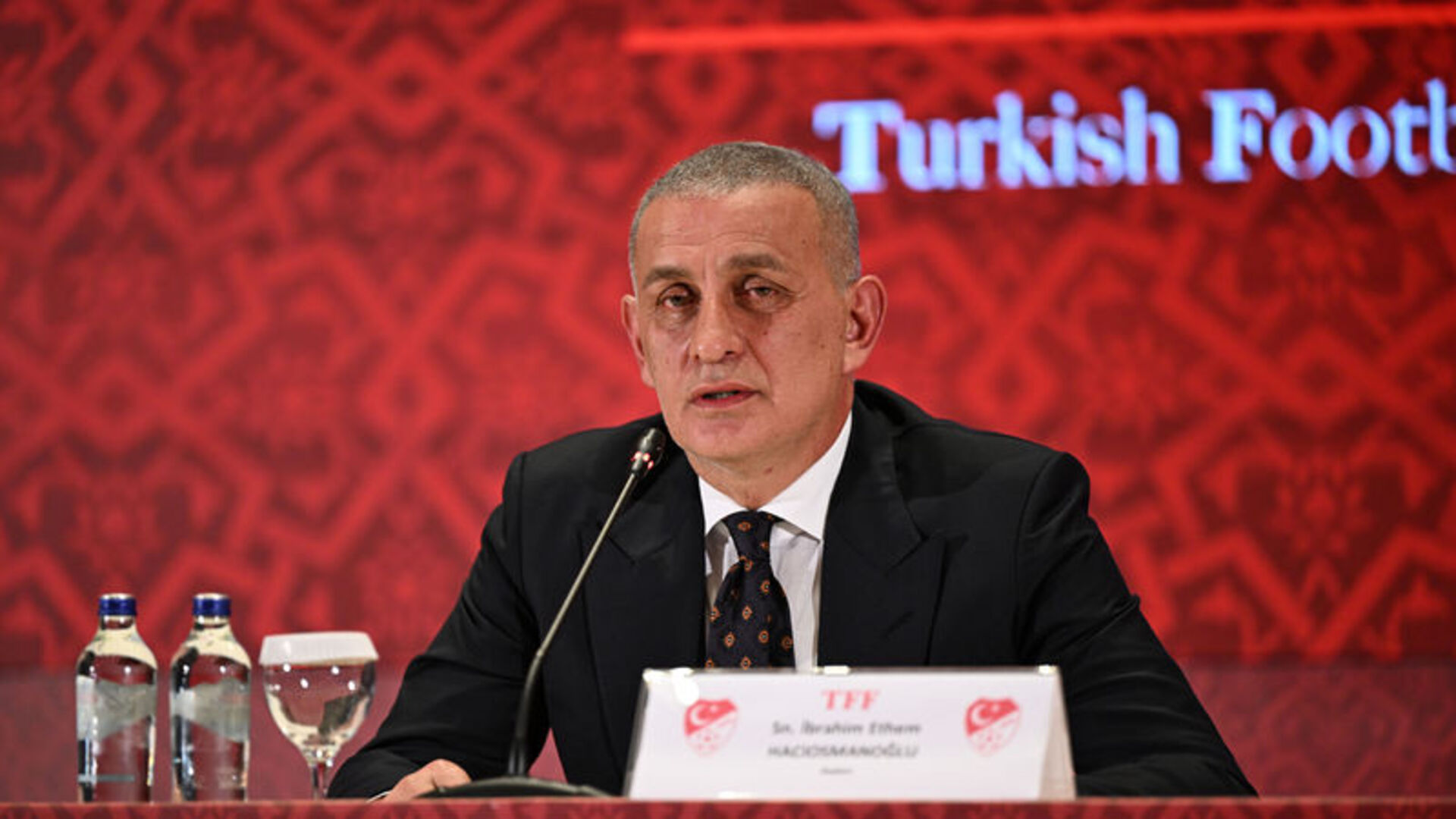 TFF Başkanı Hacıosmanoğlu 24 Kasım'da Önemli Açıklamalar Yapacak