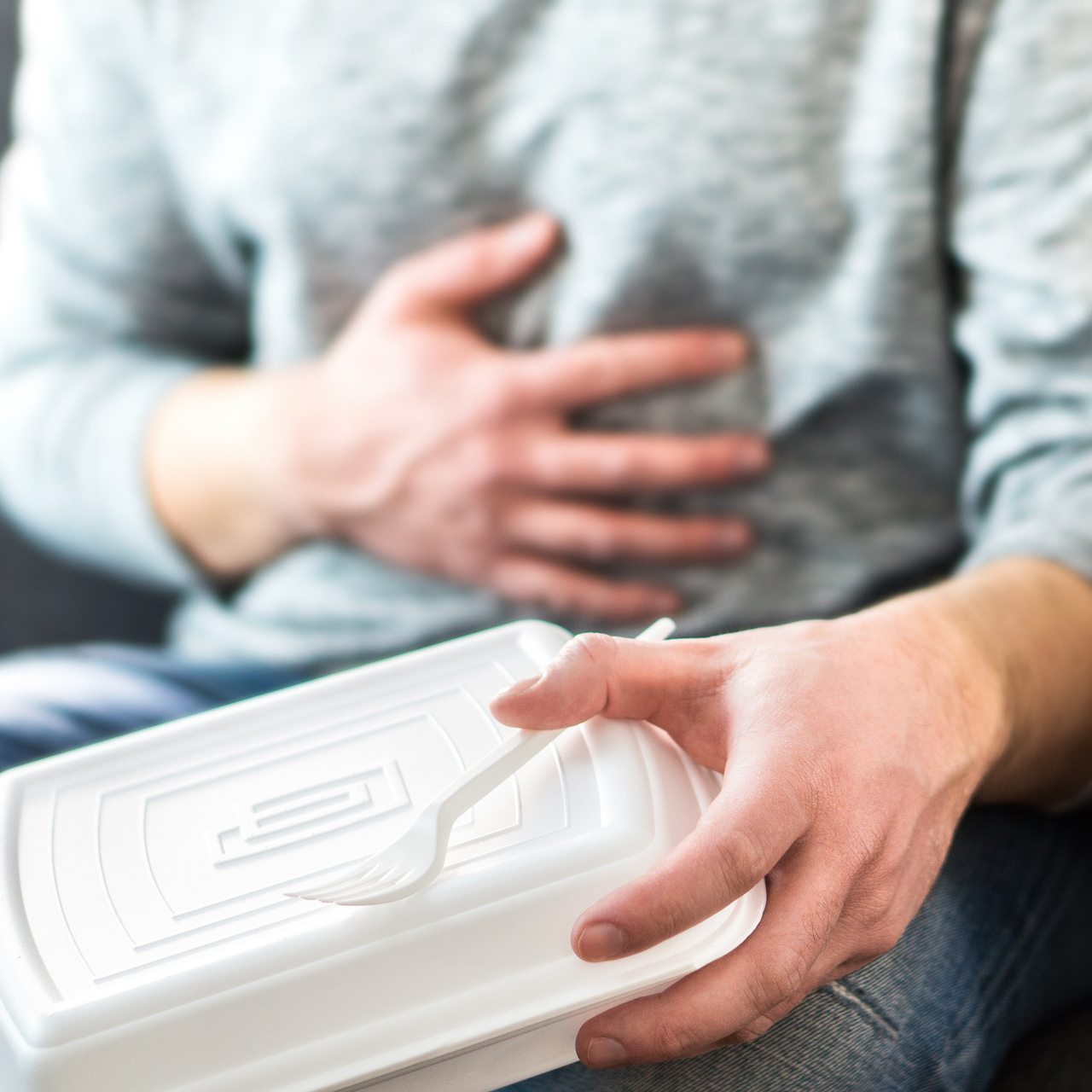 Gıda zehirlenmesi nasıl başlıyor? Bu belirtilere dikkat!