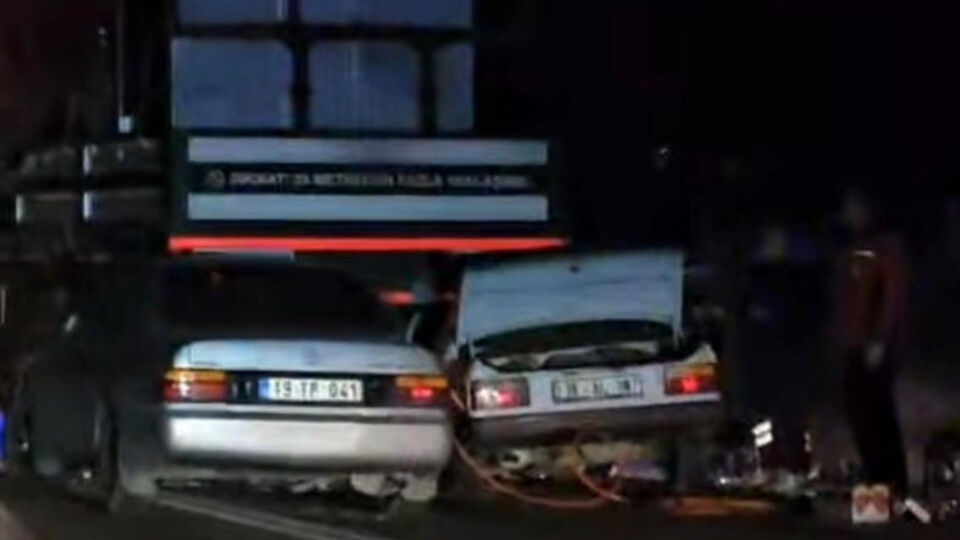 Park halindeki vince, peş peşe çarptılar: 1 ölü, 1 yaralı