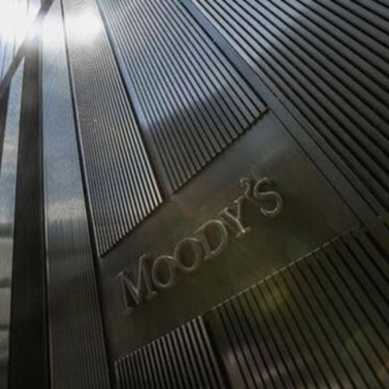 Moody's'ten İngiltere ve İtalya kararı