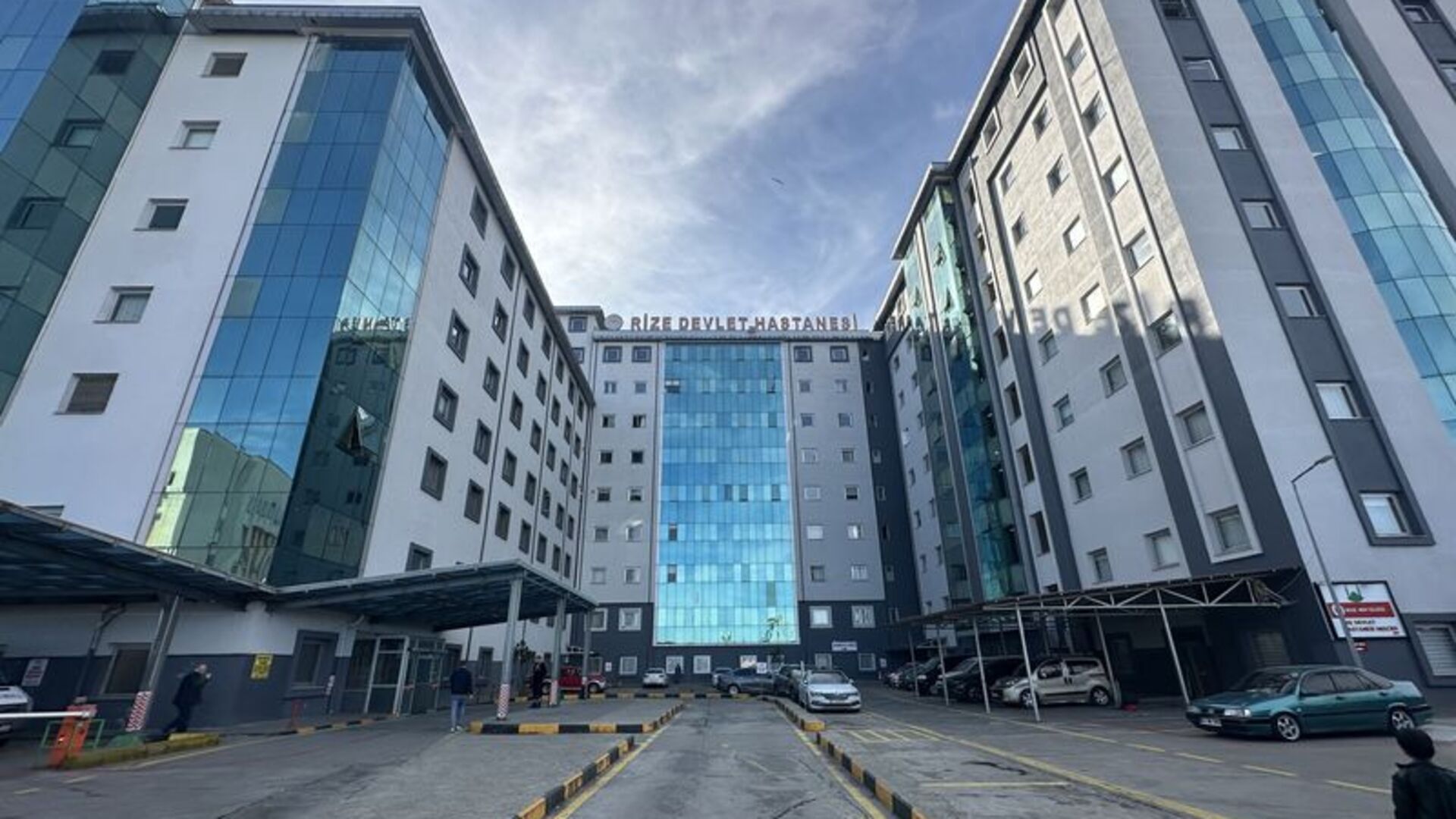 Son dakika: Rize'de yurtta tatlı yiyen 40 öğrenci hastanelik oldu | Son dakika haberleri