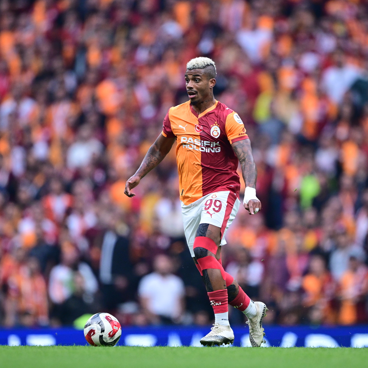 Galatasaray şokta: 40 dakikada 2 sakatlık