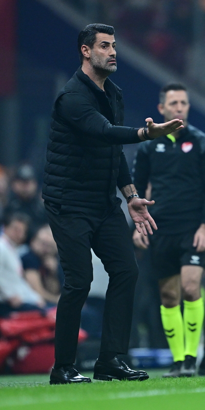 "3 puanı kaybettik diye üzülüyorum"